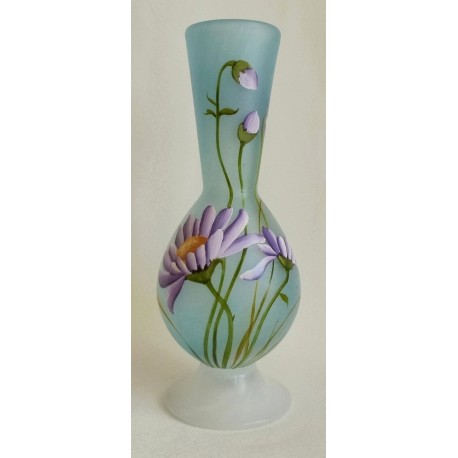 Vase décoratif fleurs mauves 